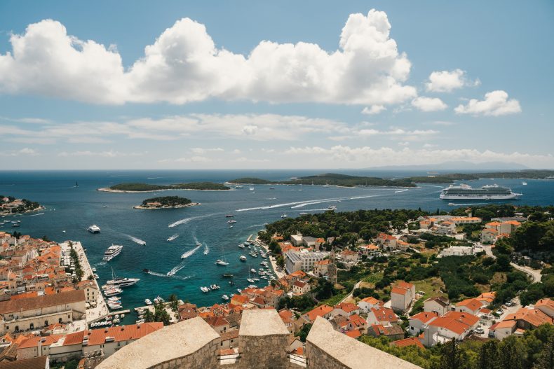 OCI-Vista-Exterior-Croatia-Hvar-0001